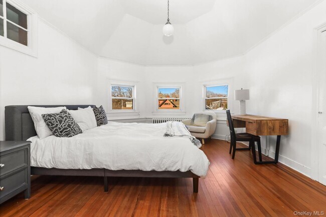 Foto del edificio - 16 Bedford Rd