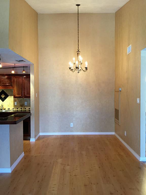 Building Photo - 12755 Mill Ridge Dr