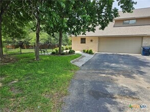 Building Photo - 3901 Chisholm Trail