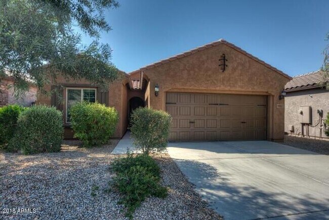 Building Photo - Stunning Fireside at Desert Ridge home with resort style back yard.