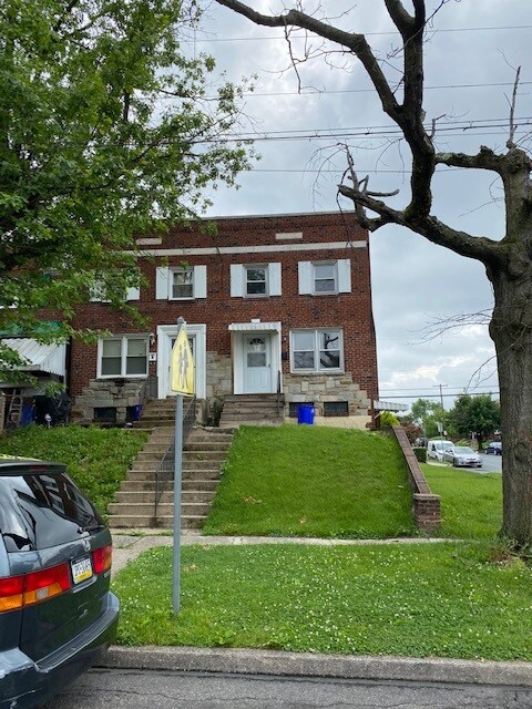 Foto principal - 383 Hale Ave