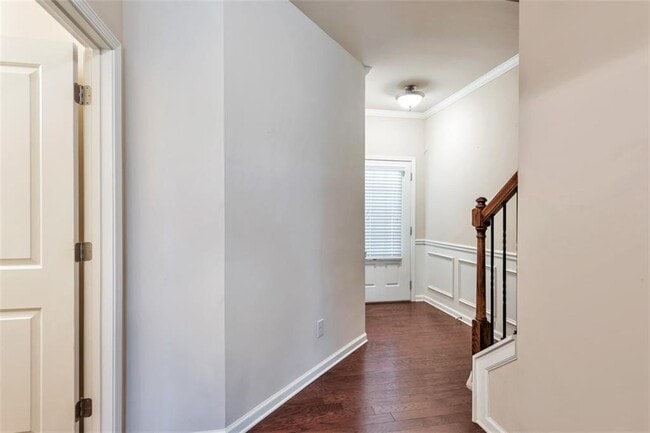 Building Photo - 2755 Maple Park Pl