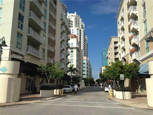 Foto del edificio - 7280 SW 90th St
