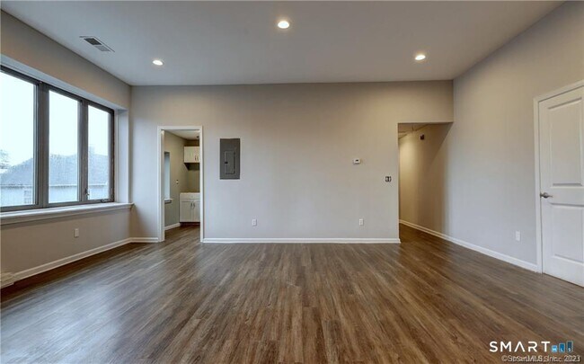 Foto del edificio - 91 Stowe Ave