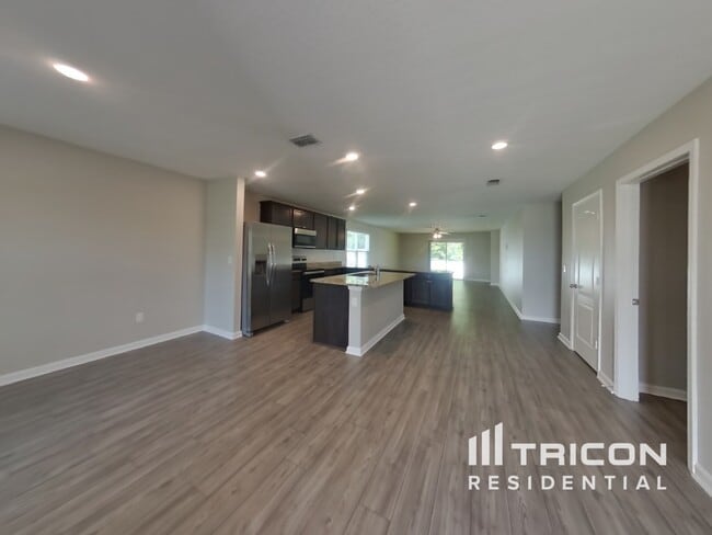 Foto del edificio - 77038 Crosscut Wy