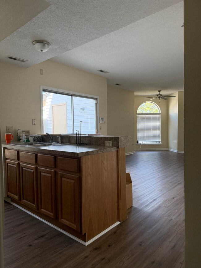 Foto del edificio - 716 Harbor Springs Trail