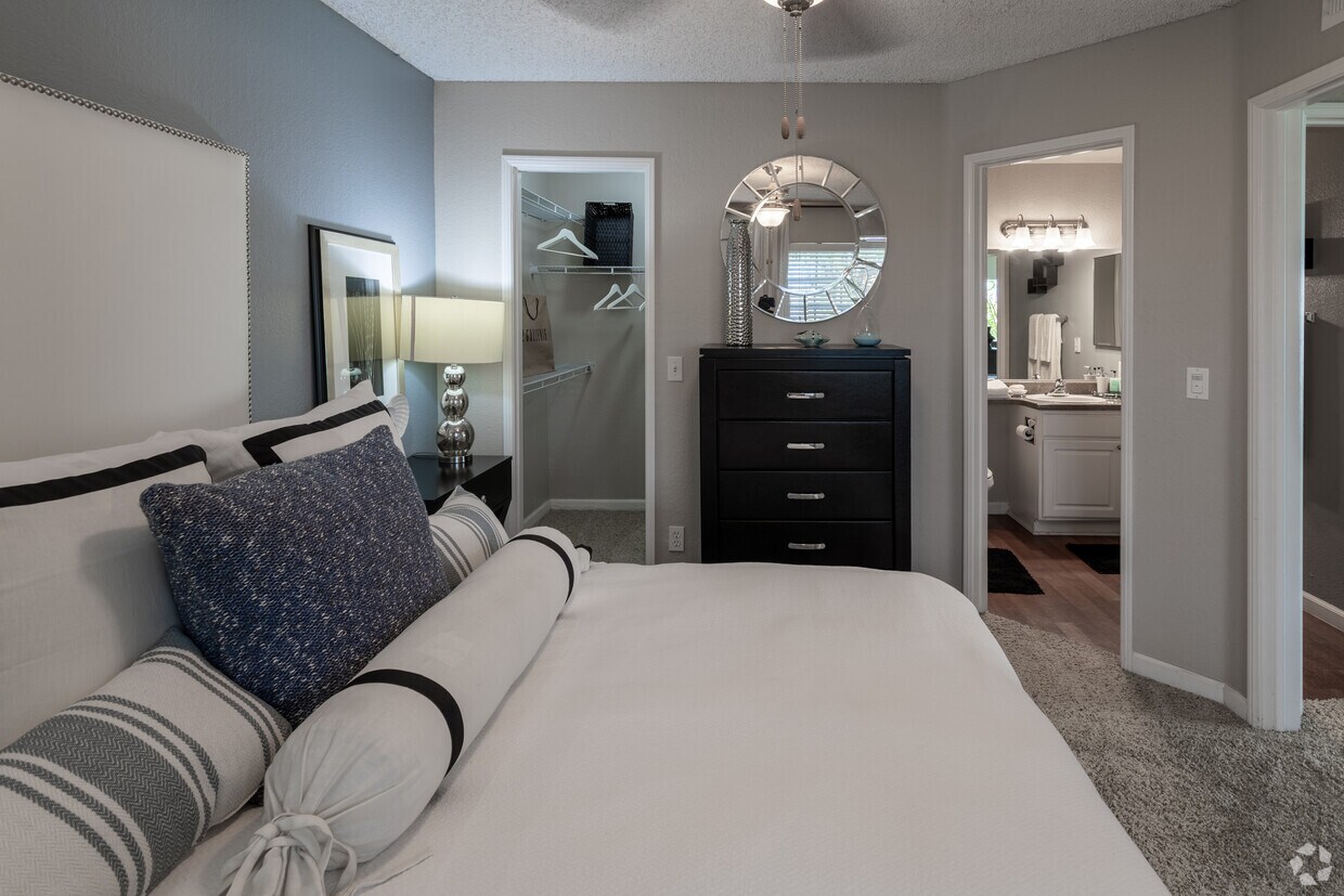 The Hills of Corona Apartments in Corona, CA Westside Rentals