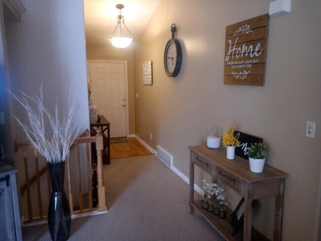 Building Photo - 311 W Harvest Moon Dr
