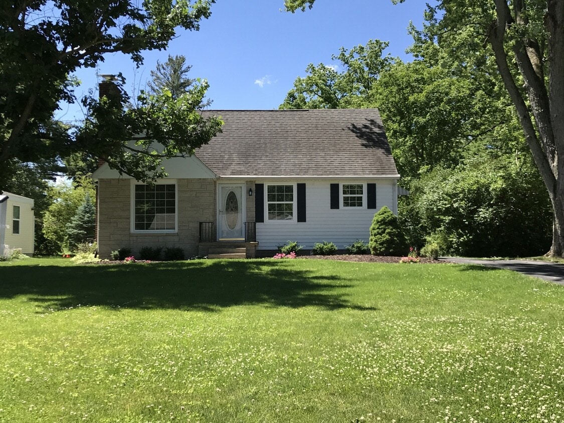 1005 Lindberg Rd, West Lafayette, IN 47906 House Rental in West