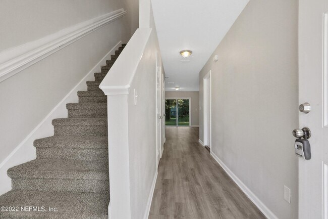 Foto del edificio - 8341 Homeport Ct