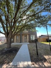 Building Photo - 308 Poplar St