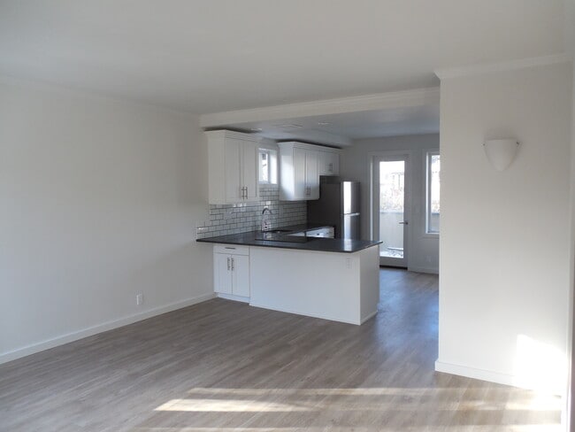 Building Photo - 1415 2nd Ave N