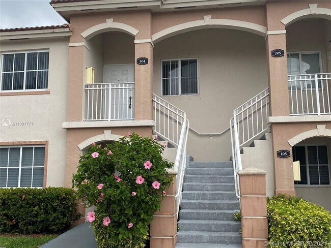 Building Photo - 1271 SE 28th Ct