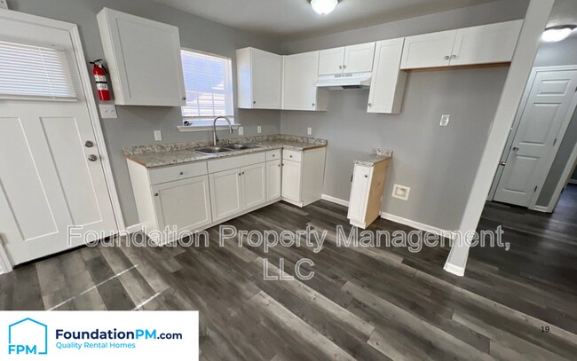 Foto del edificio - 2552 Derbyshire Ave