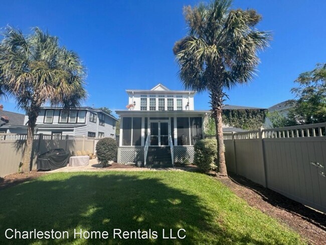 Foto del edificio - 2 br, 2.5 bath House - 69 Maple St