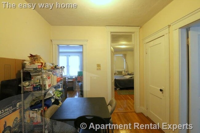 Photo - 335 A Harvard St Apartment
