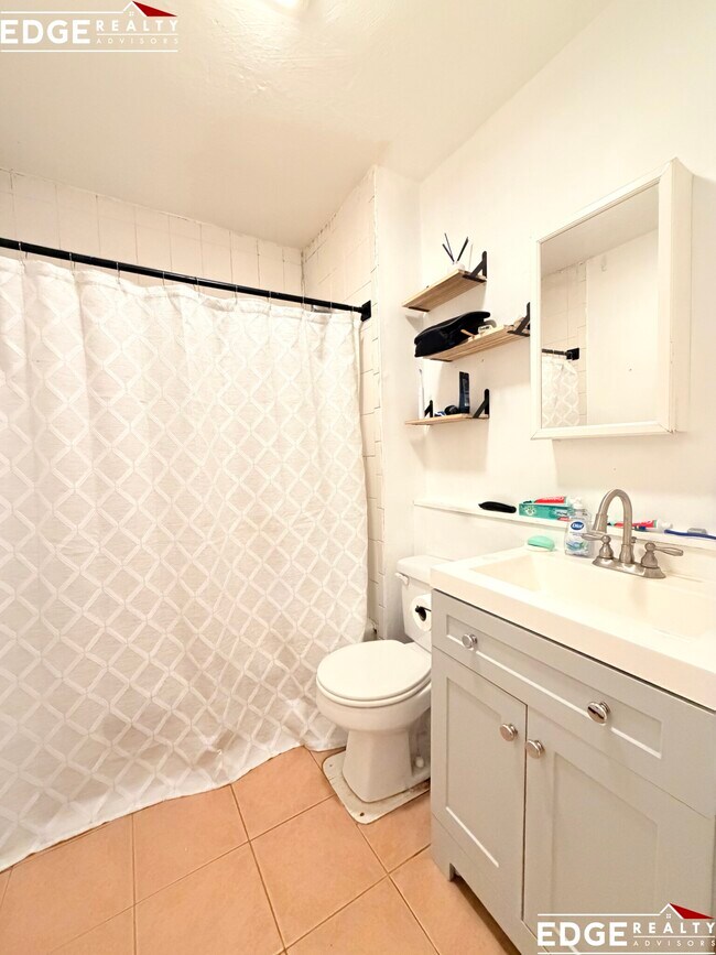 Building Photo - 15 Sewall St