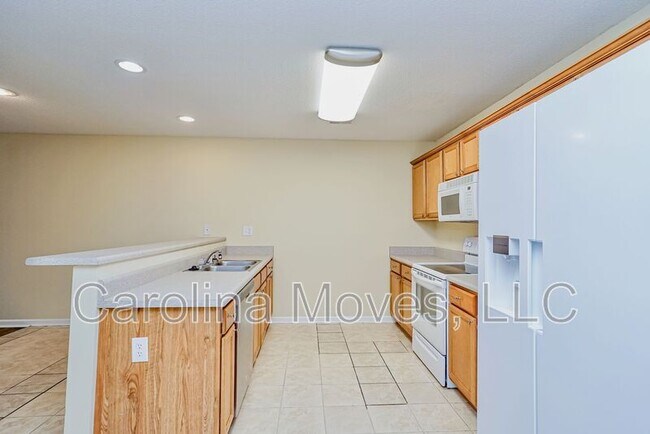 Foto del edificio - 526 Seays Crest Dr