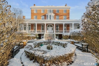 Building Photo - 9 Lyme St