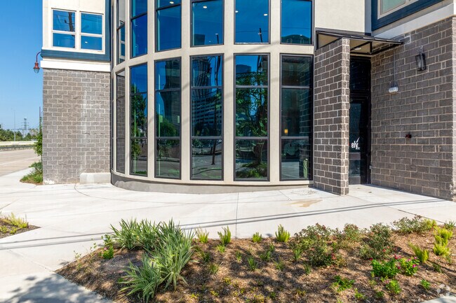 Entrada al edificio - Ely at the Ballpark