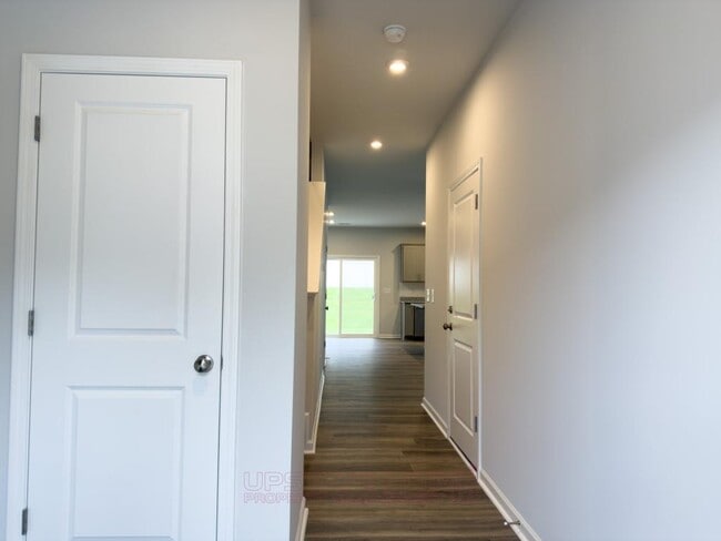 Building Photo - 173 Randwick Ln