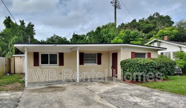 Building Photo - 516 W 60th St