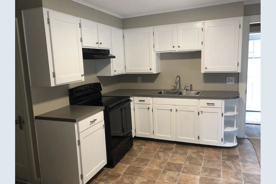 45 Pickering Rd, Rochester, NH 03839 House Rental in Rochester, NH