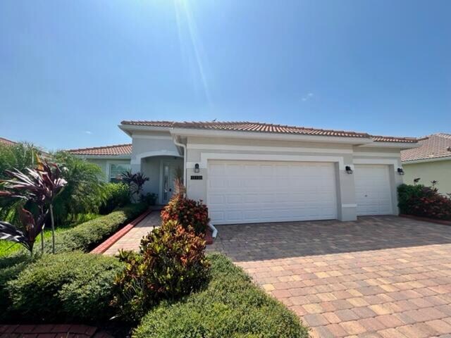 Foto del edificio - 12133 SW Aventino Dr