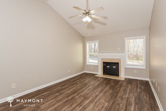 Foto del edificio - 137 Birchwood Farms Ln