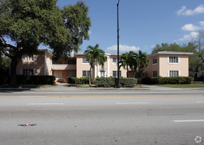Foto del edificio - 1557-1567 S Le Jeune Rd