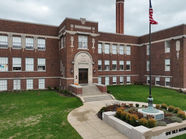 Exterior 3D - The Belknap