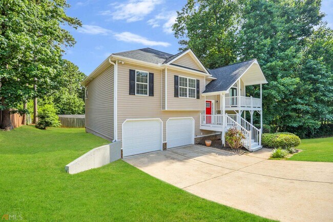 Building Photo - 155 Molasses Ln