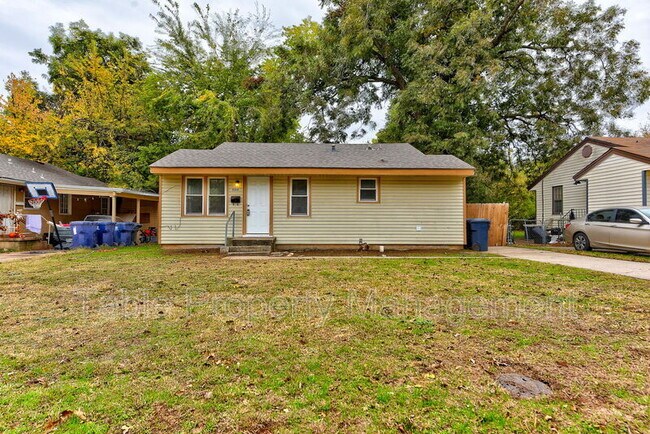 Building Photo - 3104 NW 46th St