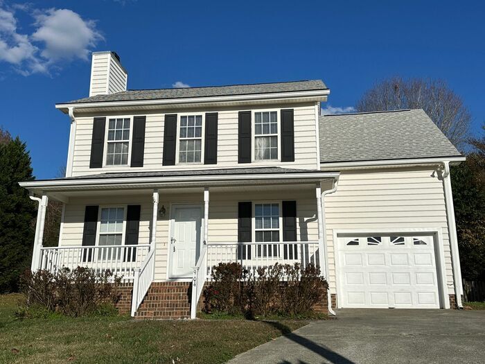 Foto principal - Beautiful 3 Bedroom Home in Wake Forest