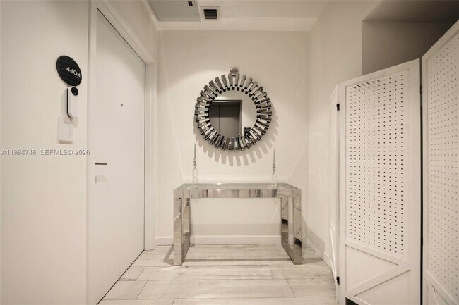 Foto del edificio - 480 NE 31st St