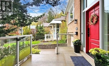 Building Photo - 96 Glen Davis Crescent