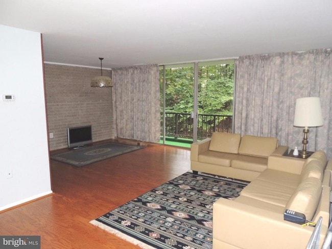 Building Photo - 7753 Patriot Dr