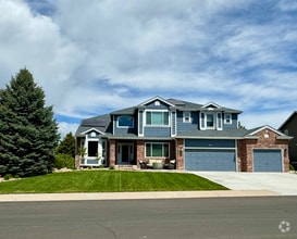 Building Photo - 541 Rita Pl
