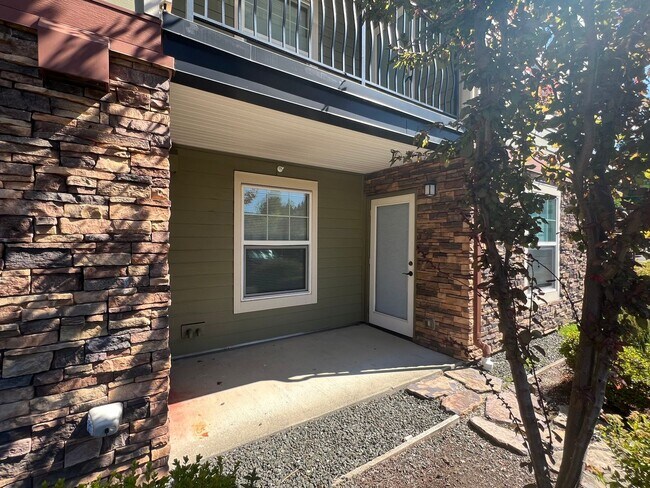 Foto del edificio - 1 Bedroom 1 Bath With Washer Dryer at Cypr...