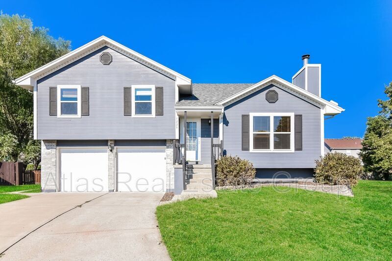 1225 Duster Ct, Grain Valley, MO 64029 House Rental in Grain Valley, MO