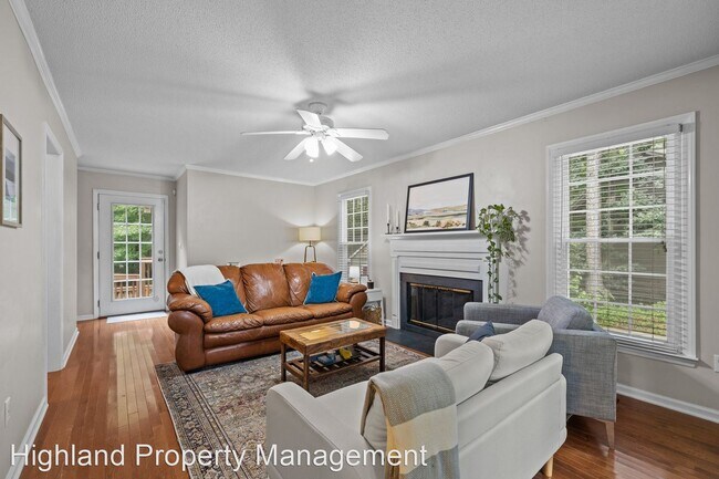 Building Photo - 3 br, 2.5 bath House - 3301 Long Ridge Rd.