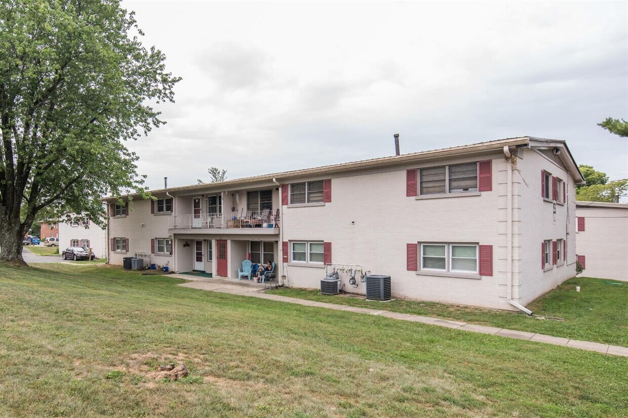 Primary Photo - 1408 Bayou Ct