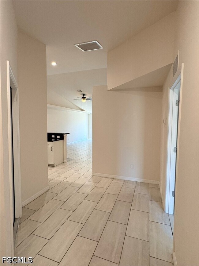 Foto del edificio - 828 Gleason Pkwy