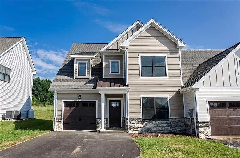 16 Kiley Ln, Stuarts Draft, VA 24477 Townhome Rentals in Stuarts Draft VA