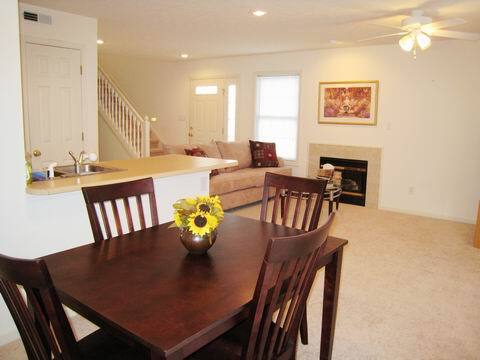 Foto del edificio - 2626 E Oaklawn Ct