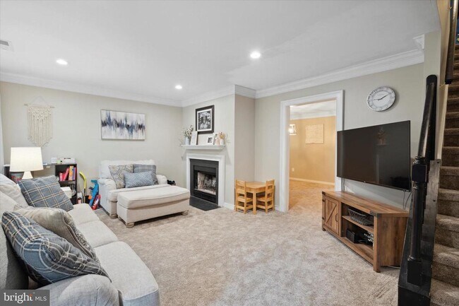 Foto del edificio - 109 Hawthorne Ct