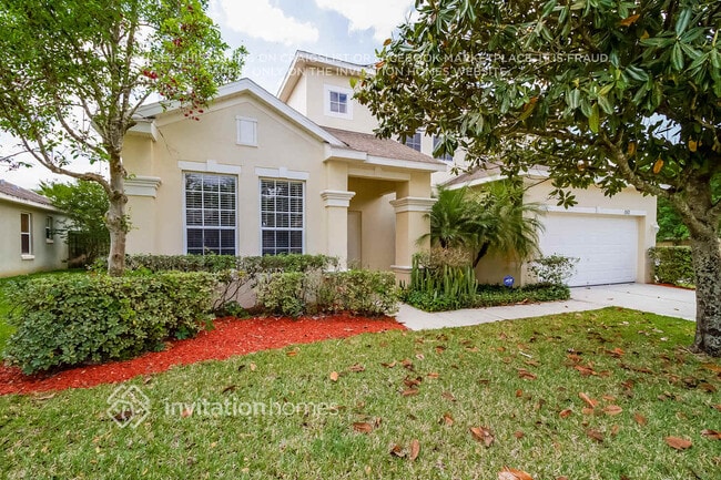 Foto del edificio - 150 Summit Ash Way