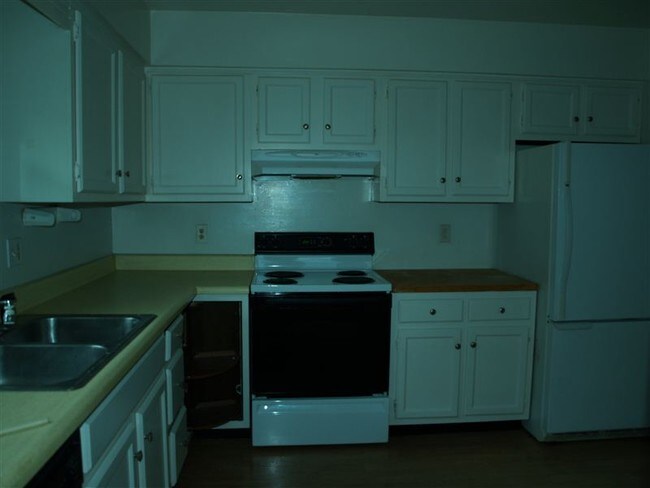 Building Photo - 2 br, 1 bath  - 5927 Joymont St 5927 Joymont