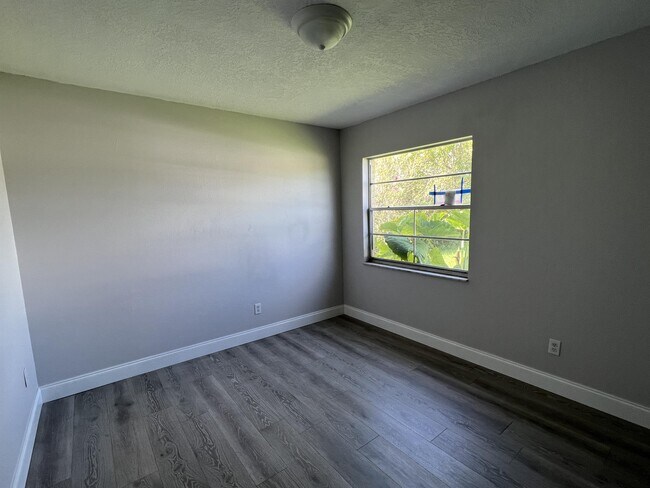 Photo - 1313 Summer Breeze Rd House