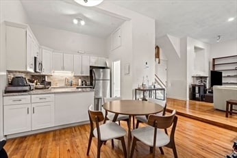Building Photo - 113 W Dedham St